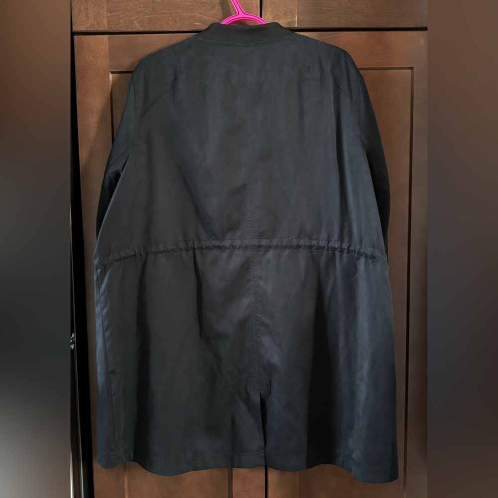 Plus size jacket - Picture 3 of 4